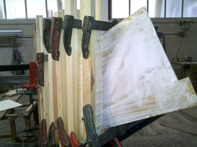 outer veneers are glued to the laminates