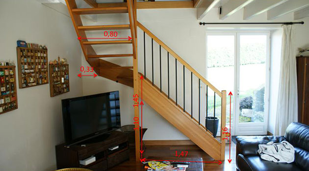 old stair with newel post blocking tv